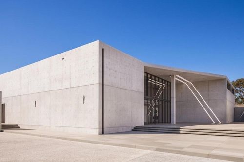 Biệt thự 200 triệu USD đắt nhất California bị chê giống nhà tù