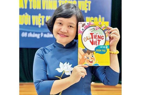 Nhà thơ Thụy Anh: 'Thơ là phương tiện để trẻ nhỏ kết nối cảm xúc'