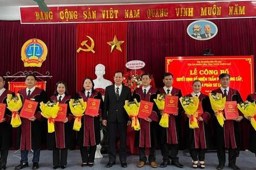 Công bố quyết định của Chủ tịch nước, Bộ trưởng bổ nhiệm nhân sự