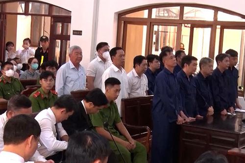 Hoãn phiên tòa xét xử nguyên Giám đốc Sở Tài nguyên và Môi trường Đồng Nai cùng đồng phạm