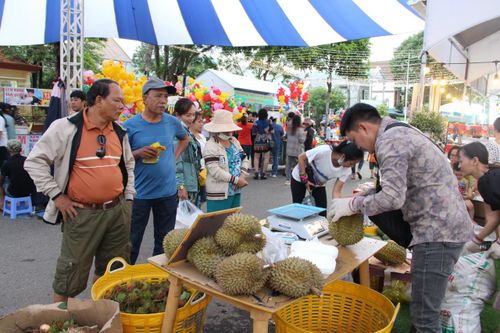 Hình thành vùng chuyên canh cây ăn trái ở Khánh Sơn
