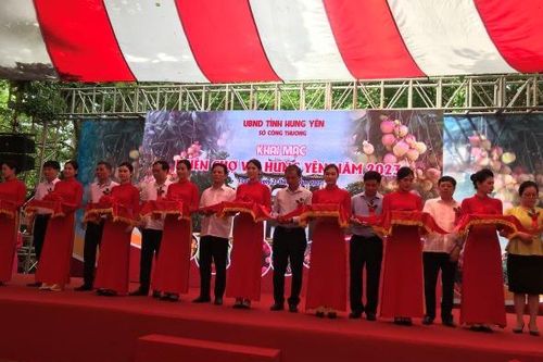 Khai mạc phiên chợ vải Hưng Yên năm 2023
