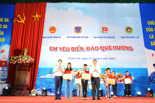Cảnh sát biển Việt Nam tổ chức Cuộc thi 'Em yêu biển, đảo quê hương'
