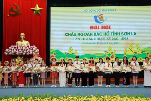 Hơn 400.000 thiếu nhi Sơn La được tuyên dương Cháu ngoan Bác Hồ
