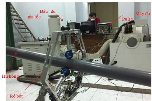 Robot leo giám sát hỏng hóc của cáp cầu treo