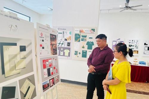 Triển lãm 100 đề xuất nhận diện thương hiệu Hà Nội