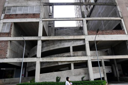 Đề nghị giám sát 'ai sử dụng nhà ở xã hội', nơi quá đông, nơi không bóng người