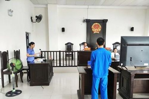 Xét xử trực tuyến vụ án tàng trữ trái phép chất ma túy