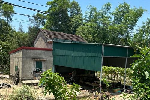 Hai mẹ con tử vong bất thường tại nhà riêng
