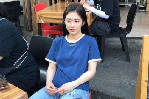 Nhan sắc 'bất chấp thời gian' của Jang Nara ở tuổi 42