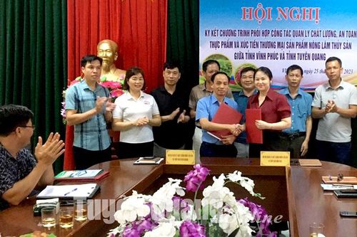 Ký kết phối hợp xúc tiến, quản lý chất lượng, an toàn thực phẩm nông lâm thủy sản