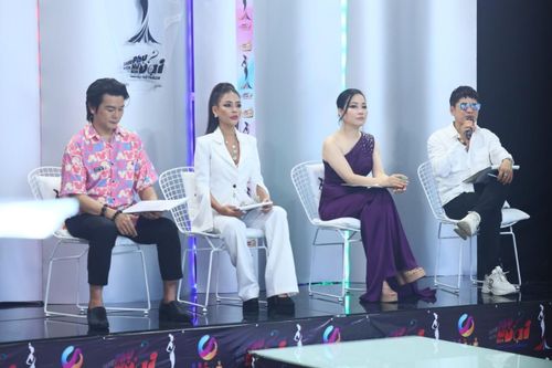 Lộ diện nhiều tình tiết hấp dẫn trong tập đầu tiên của gameshow 'Phụ Nữ Hiện Đại Không Ngại Thử Thách'