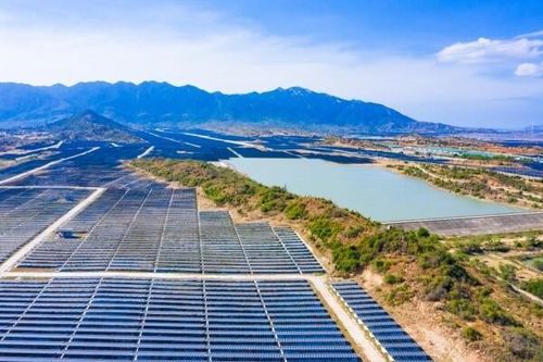 Điện mặt trời cho mục tiêu khử carbon trên thế giới - Hiện trạng của Việt Nam