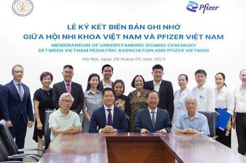 Lễ ký kết Biên bản ghi nhớ hợp tác chăm sóc sức khỏe trẻ em giữa Pfizer Việt Nam cùng Hội Nhi khoa Việt Nam