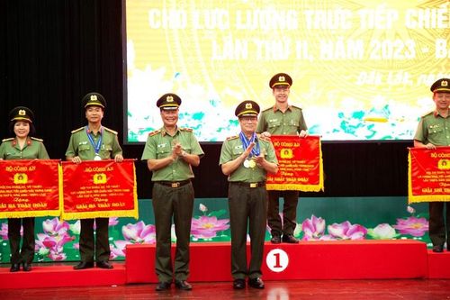 Công an tỉnh Đắk Lắk đoạt giải Nhất toàn đoàn Bảng thi số 3- Hội thi quân sự, võ thuật