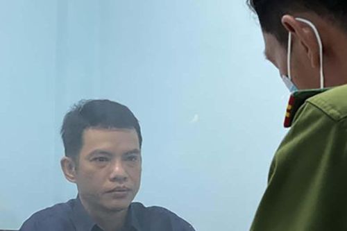 Xóa sổ băng nhóm chuyên dán tờ rơi, cho người nghèo vay lãi suất 300%