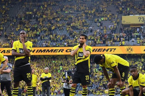 Khoảnh khắc Bayern hân hoan ăn mừng và nỗi đau tột cùng của Dortmund