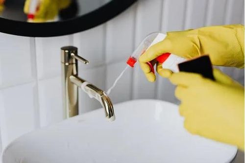 6 mẹo đơn giản và tiết kiệm giúp vòi inox sáng bóng như mới