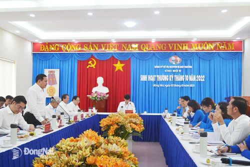 Từ tháng 6-2023, thực hiện thí điểm sinh hoạt Đảng theo tổ Đảng ở chi bộ đông đảng viên