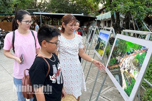 Triển lãm ảnh nghệ thuật 'Mùa vàng Tam Cốc - Tràng An'