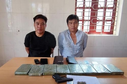 Điện Biên bắt 2 đối tượng người Lào vận chuyển 2,8kg heroin