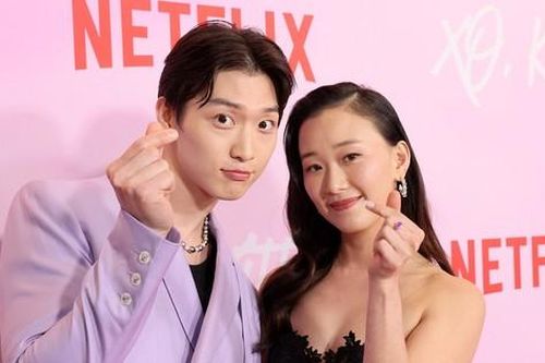 Giải mã bí ẩn 'XO, Kitty': Lý do Min Ho và Yuri là chị em ruột nhưng lại khác họ