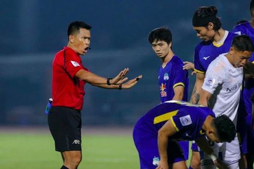 VFF mời trọng tài Thái Lan bắt V-League