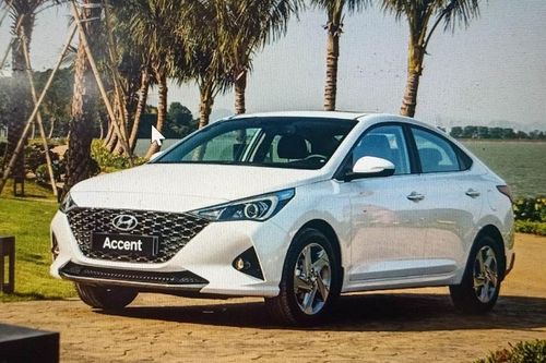 Nhiều người 'trúng mánh' vì chiếc ô tô Hyundai Accent giá 'hời'