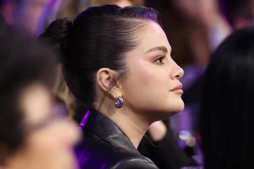 Selena Gomez hét vào mặt bảo vệ ở concert của Beyoncé