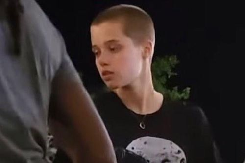 Shiloh trở lại hình tượng tomboy ở tuổi 17