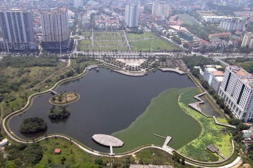 Công viên thiết kế theo phong cách sân golf cao cấp 'đắp chiếu' nhiều năm