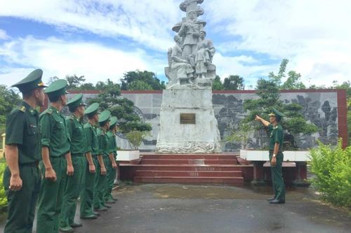 Chú trọng đổi mới, nâng cao chất lượng công tác giáo dục chính trị trong các đơn vị BĐBP