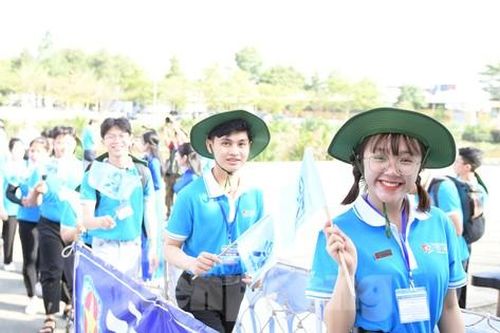 Đưa hàng nghìn sinh viên đến với biển đảo Tổ quốc