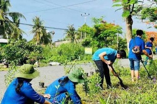 Tuổi trẻ Sóc Trăng ra quân Ngày Chủ nhật xanh lần thứ II năm 2023