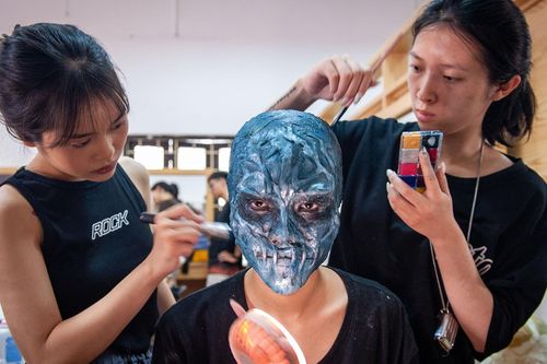 Những tác phẩm tốt nghiệp kinh dị của sinh viên Việt
