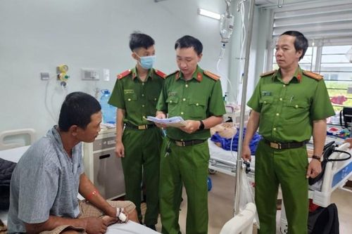 Phê chuẩn khởi tố, bắt tạm giam đối tượng chém bị thương Công an và 2 bảo vệ dân phố