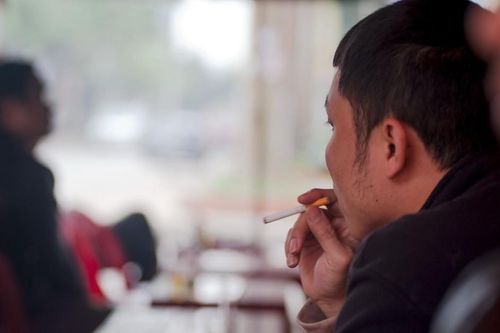 Triển khai quy định về thực hiện địa điểm cấm hút thuốc lá