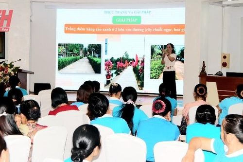 Hội thảo Tập huấn tiêu chí xây dựng mô hình 'Gia đình 5 có, 3 sạch'