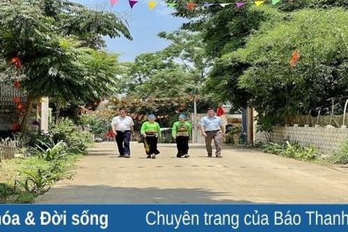 Những người có uy tín tiêu biểu trong đồng bào dân tộc thiểu số