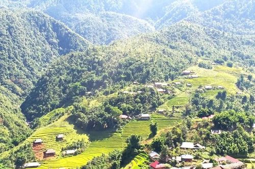 Sức hút du lịch ở bản Mông Cát Cát