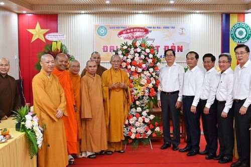 BR-VT: Lãnh đạo tỉnh chúc mừng Phật đản đến Ban Trị sự GHPGVN tỉnh