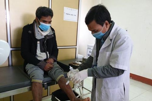 Quảng Bình: Cần quan tâm, đầu tư cho công tác chăm sóc sức khỏe đồng bào dân tộc