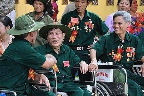 Trình Chủ tịch nước tặng quà cho gần 1,4 triệu người có công nhân ngày Thương binh – Liệt sĩ
