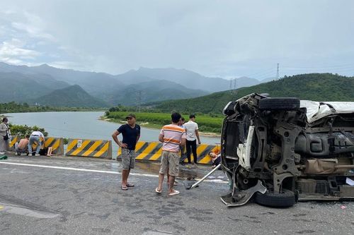 Thông tin thêm về tai nạn giao thông nghiêm trọng trên cao tốc La Sơn-Túy Loan