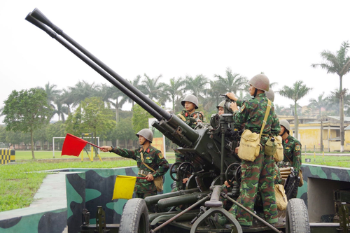 Lữ đoàn 214 (Quân khu 3): Chú trọng luyện tập thuần thục các phương án chiến đấu
