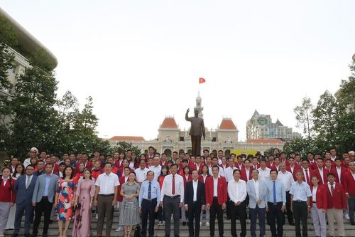 TPHCM tuyên dương HLV, VĐV đạt thành tích tại SEA Games 32