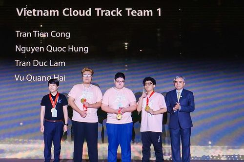 Đội Việt Nam đoạt giải ba cuộc thi Huawei ICT Competition 2022 – 2023