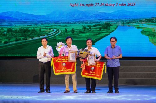 Sáng tạo, thay đổi ngoạn mục thi hát dân ca trong trường học