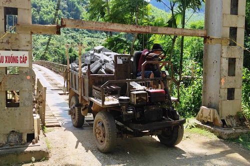 Người dân bất an vì cầu treo ở Thanh Hóa xuống cấp nghiêm trọng