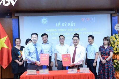 VOV hợp tác tuyên truyền về công tác chăm sóc và bảo vệ sức khỏe nhân dân